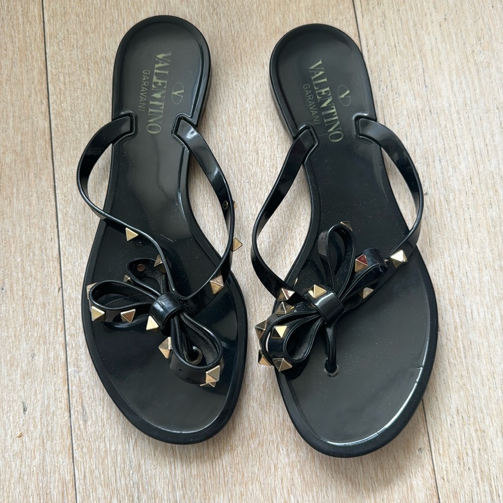 valentino rockstud sandala
